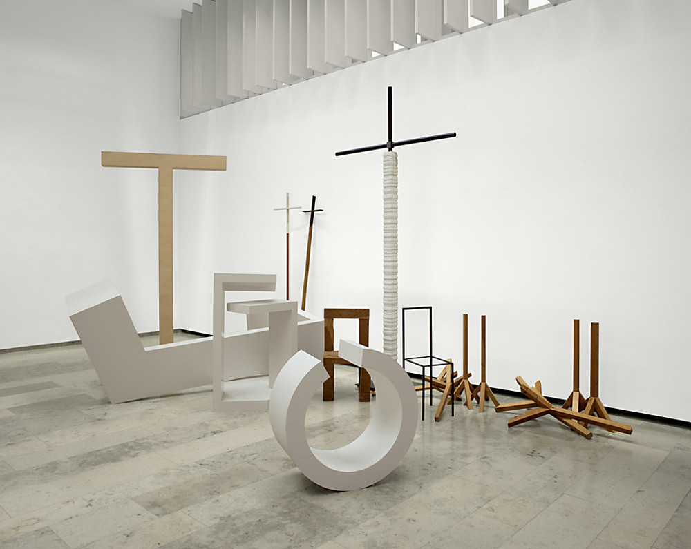Ausstellungsansicht, Rudolf Bott, Objekte - Modelle - Geräte, 2011