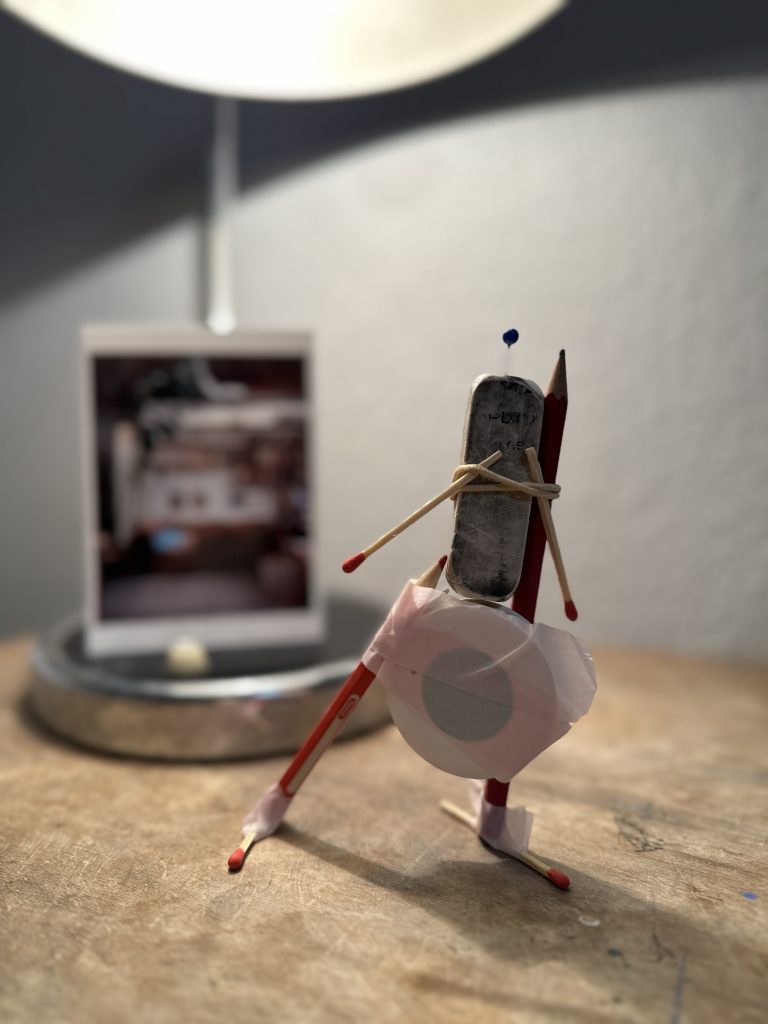 Johanna Schwarz Instabile Figurinen, seit 2022 fortlaufend Videostill